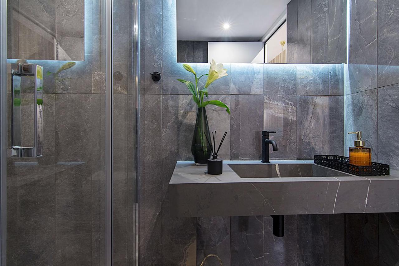 Athens Imperial Suites - Luxury Living Zewnętrze zdjęcie